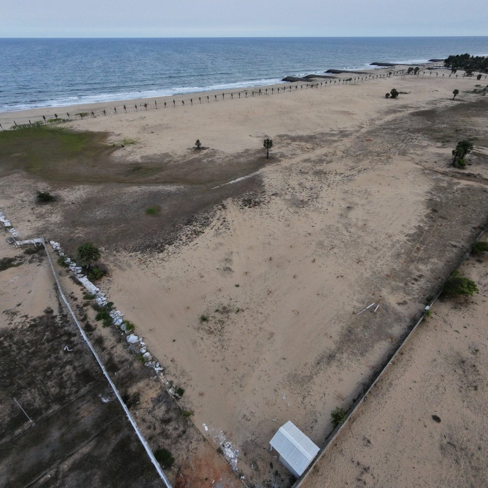 Low Budget Beach Property At Kuvatoor Beach. Per Cent 1.5L Only. - Farmland in Kalpakkam, ECR, Chennai 27 Acres for sale - listing image