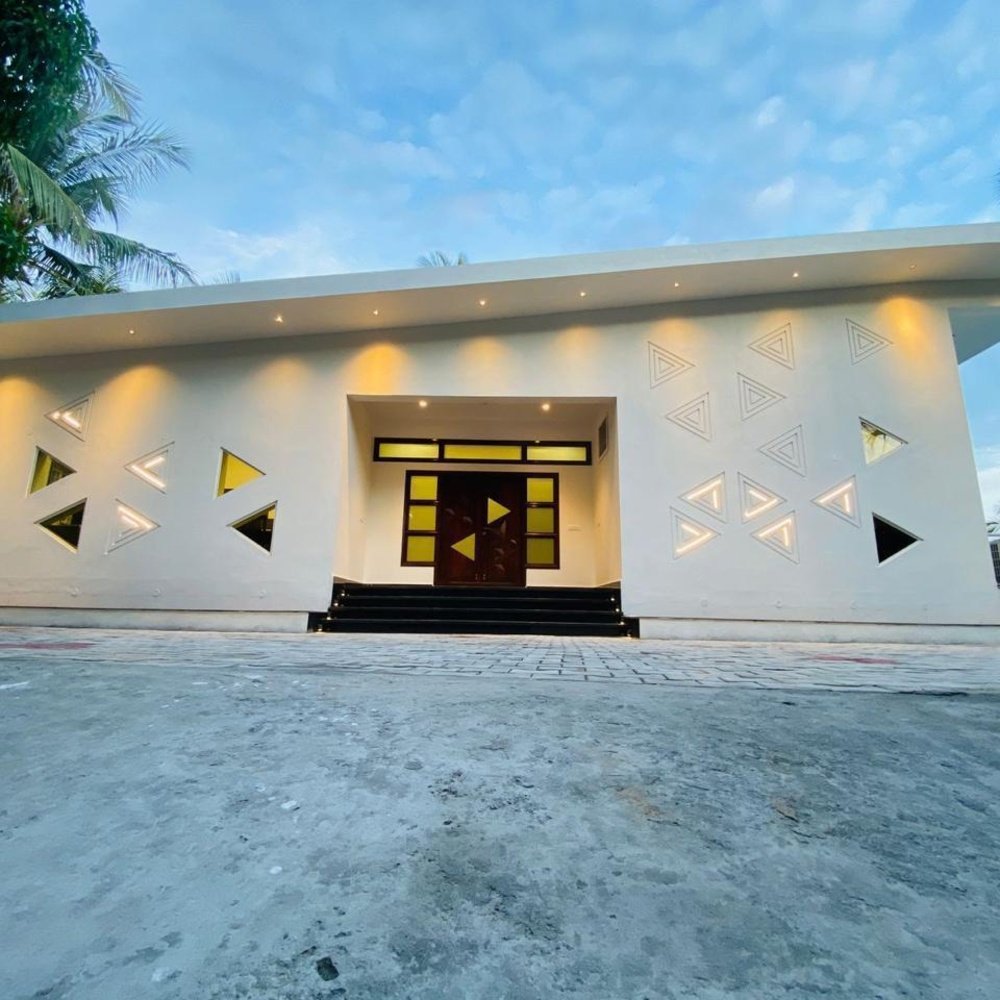 Luxury Bungalow For Sale at Kuvathoor - Villa in Kuvathoor, ECR, Chennai for sale - listing image